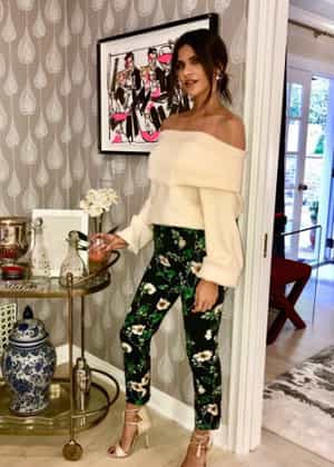 Escorts in Pune