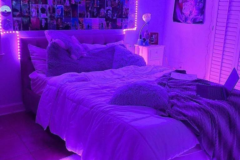 Pune escorts room